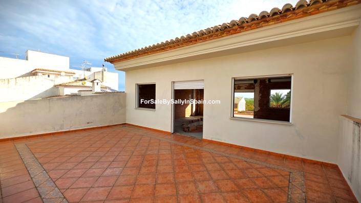 Image No.44-4 Bed Townhouse for sale