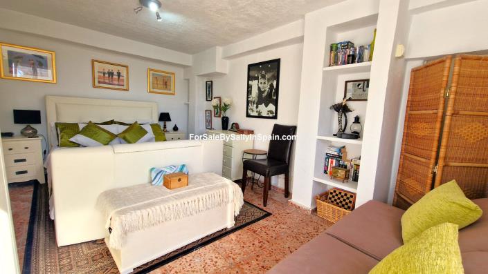 Image No.39-Villa de 4 chambres à vendre à Benigánim