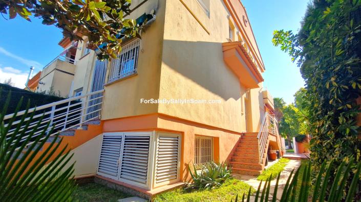 Image No.7-Villa de 4 chambres à vendre à Gandía