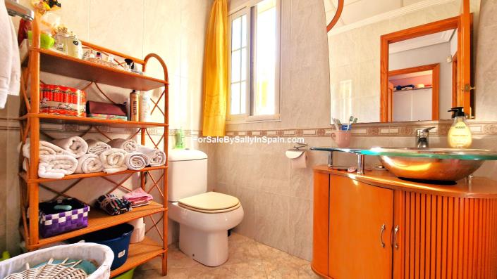 Image No.27-Villa de 4 chambres à vendre à Gandía