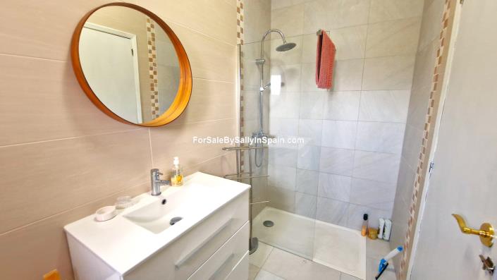 Image No.43-Villa de 4 chambres à vendre à Benigánim