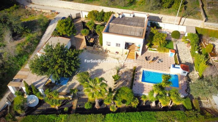 Image No.7-Villa de 4 chambres à vendre à Benigánim