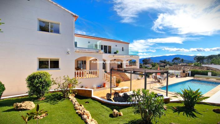 Image No.3-6 Bed Villa for sale