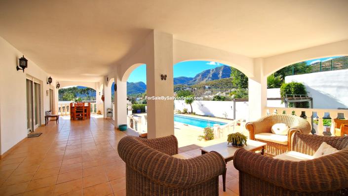 Image No.9-6 Bed Villa for sale