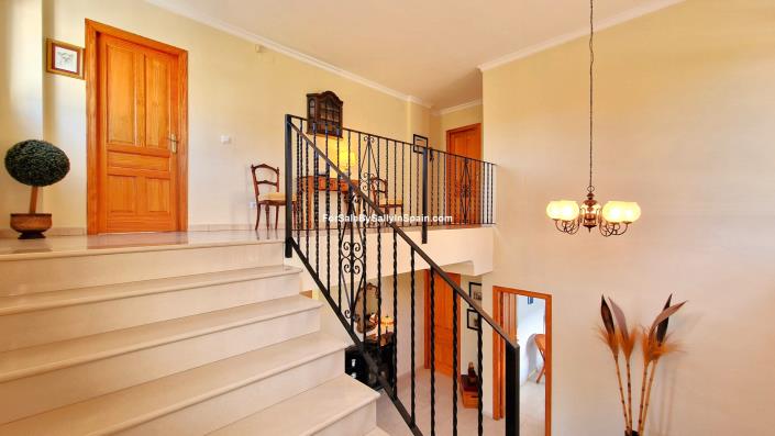 Image No.25-6 Bed Villa for sale