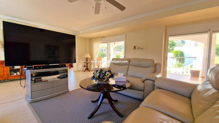 Image No.16-6 Bed Villa for sale