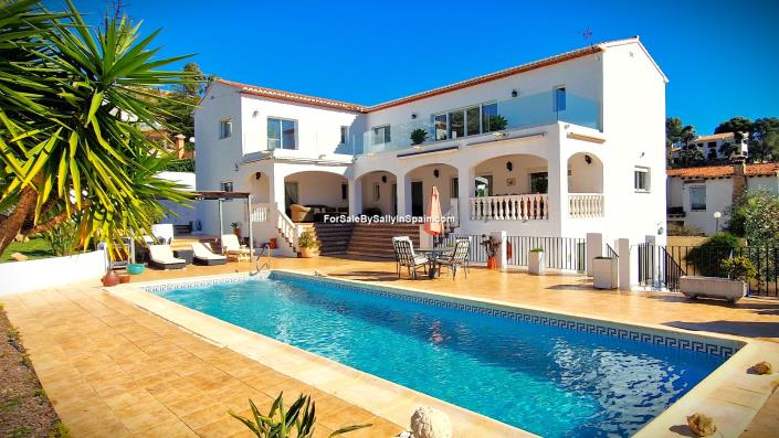 Image No.4-6 Bed Villa for sale