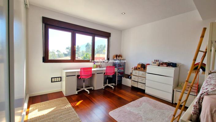 Image No.46-Villa de 3 chambres à vendre à Gandía