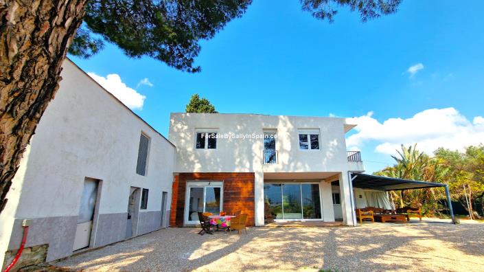 Image No.11-5 Bed Villa for sale