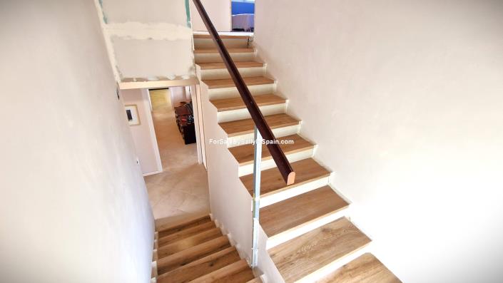 Image No.29-5 Bed Villa for sale