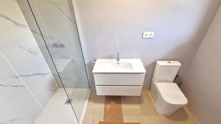 Image No.34-5 Bed Villa for sale