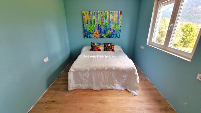 Image No.37-5 Bed Villa for sale