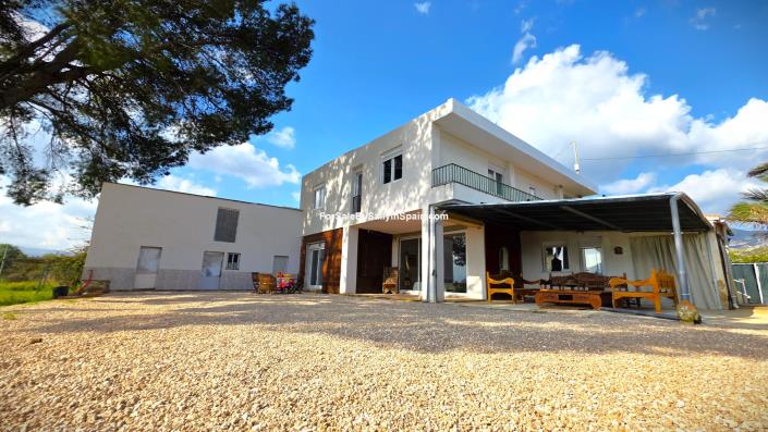 Image No.55-5 Bed Villa for sale