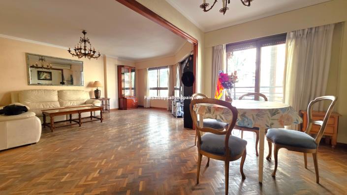 Image No.6-3 Bed Apartment for sale