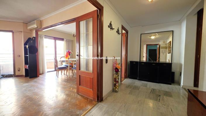 Image No.4-3 Bed Apartment for sale