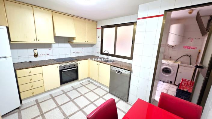 Image No.13-3 Bed Apartment for sale