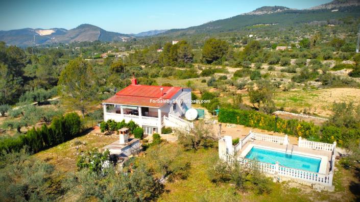 Image No.5-Villa de 3 chambres à vendre à Benigánim