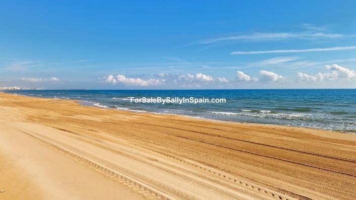 Image No.51-2 Bed House/Villa for sale