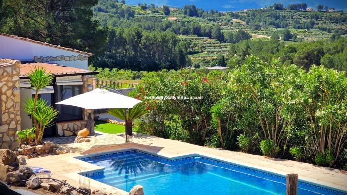Image No.12-3 Bed Villa for sale