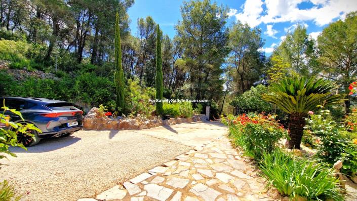 Image No.20-3 Bed Villa for sale