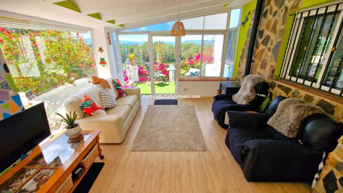 Image No.24-3 Bed Villa for sale