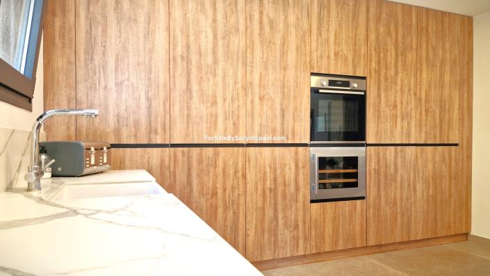 Image No.19-4 Bed Villa for sale