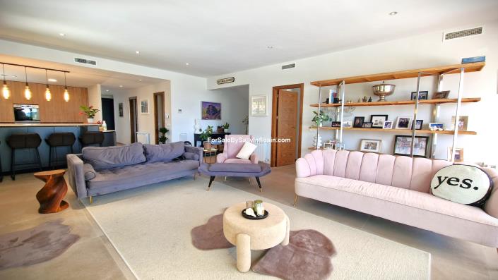 Image No.16-4 Bed Villa for sale