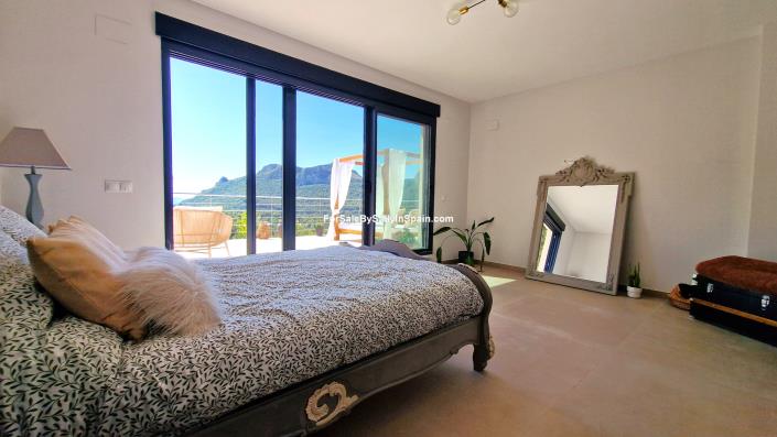 Image No.24-4 Bed Villa for sale