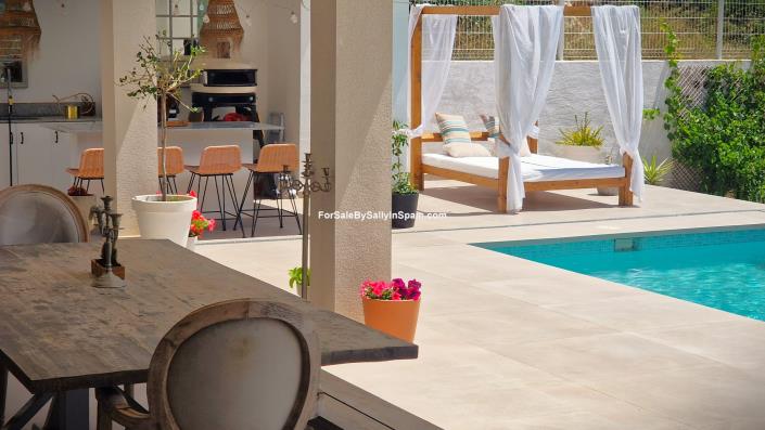 Image No.11-4 Bed Villa for sale
