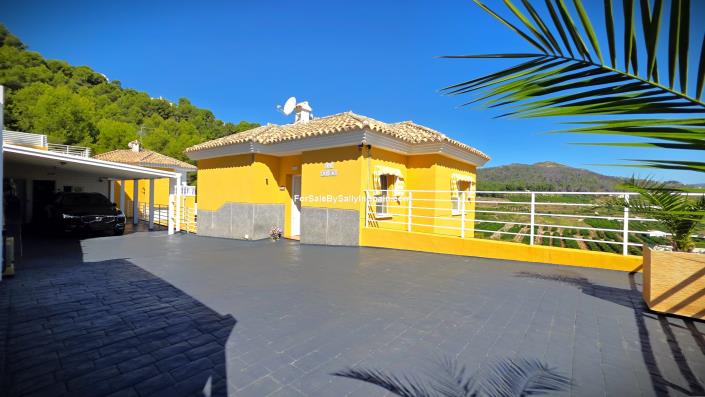 Image No.6-4 Bed Villa for sale