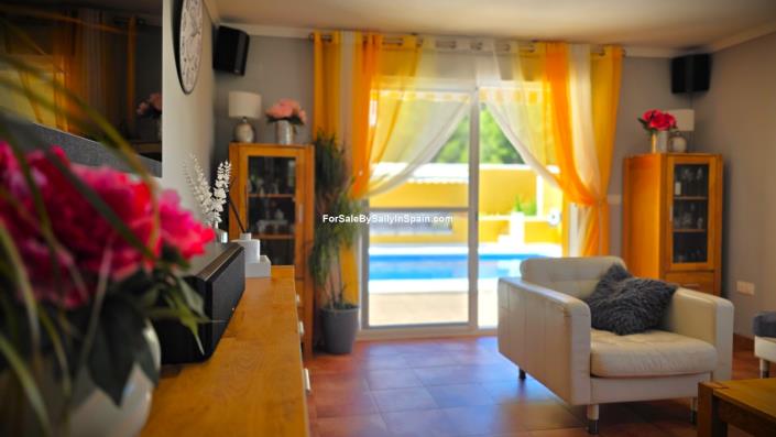 Image No.12-4 Bed Villa for sale