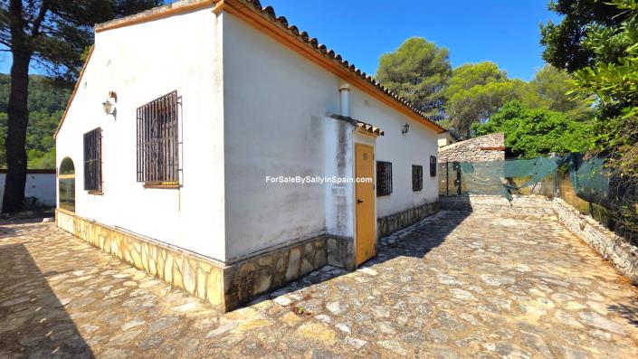 Image No.28-2 Bed Villa for sale