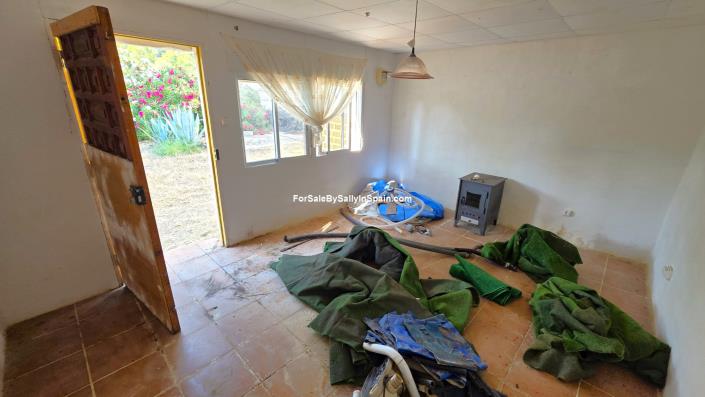 Image No.37-2 Bed Villa for sale