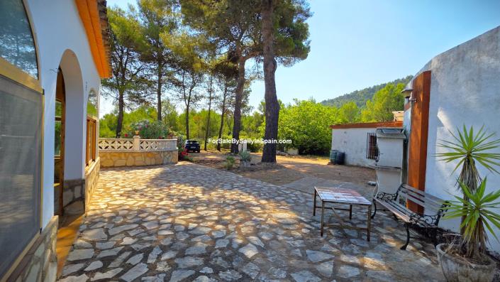Image No.9-2 Bed Villa for sale
