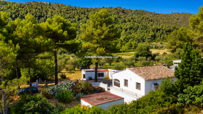 Image No.47-2 Bed Villa for sale
