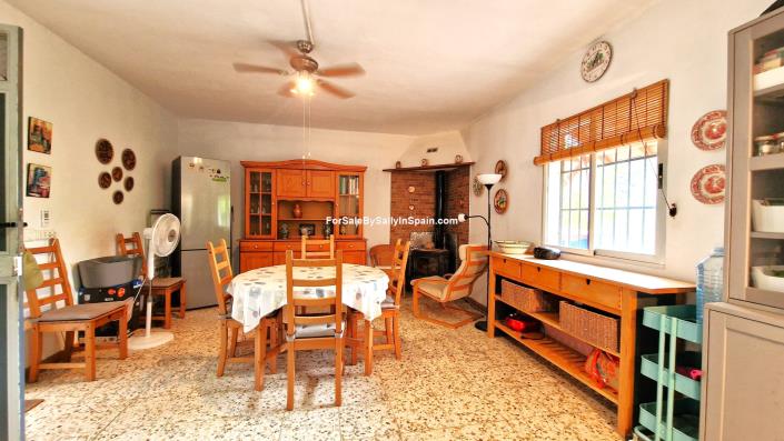 Image No.37-Villa de 4 chambres à vendre à Alzira