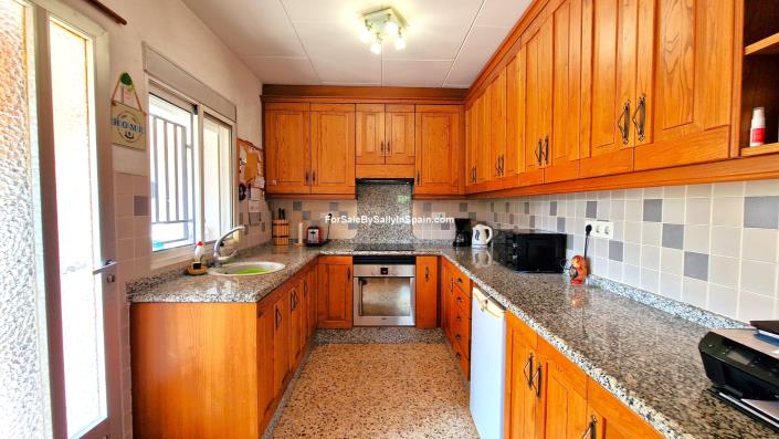 Image No.14-Villa de 4 chambres à vendre à Alzira