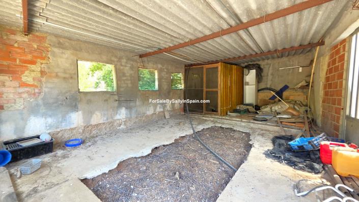 Image No.58-6 Bed Villa for sale