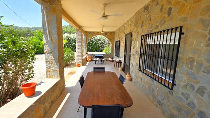 Image No.21-6 Bed Villa for sale