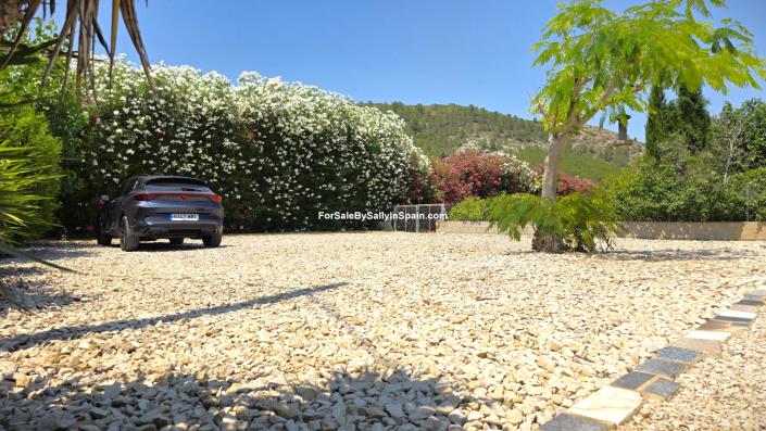 Image No.14-6 Bed Villa for sale