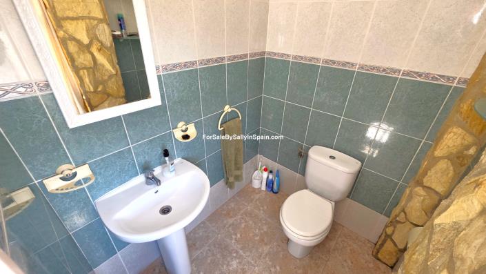 Image No.43-6 Bed Villa for sale