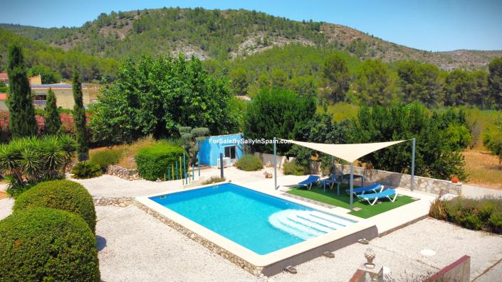 Image No.54-6 Bed Villa for sale