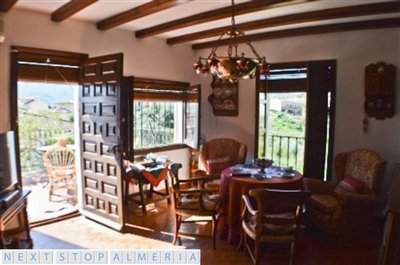 Lounge / Dining room