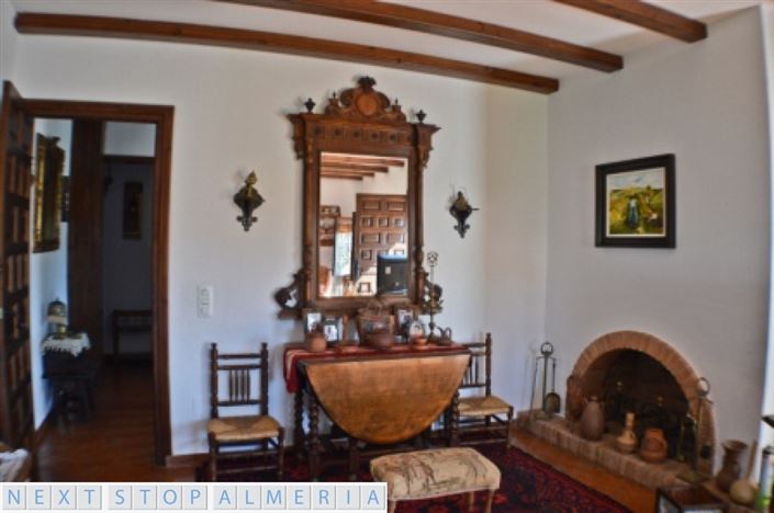 Image No.14-3 Bed Property for sale