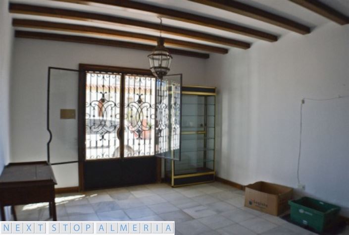 Image No.34-3 Bed Property for sale