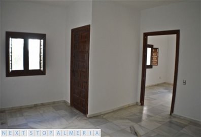 Retail unit; third room