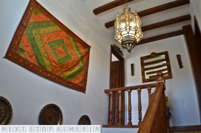 Image No.9-3 Bed Property for sale