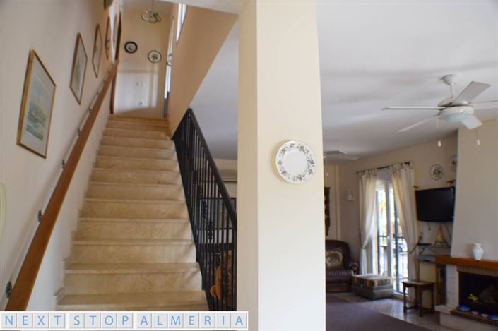 Image No.21-3 Bed Property for sale