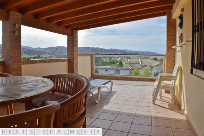 Image No.25-3 Bed Property for sale