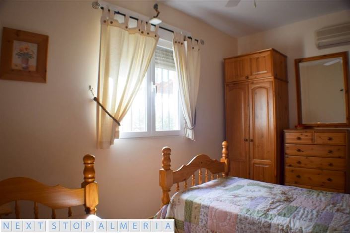 Image No.42-3 Bed Property for sale